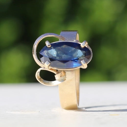 1980s 4ct Australian Parti Sapphire Retro Ring, 9ct Yellow Gold, size X or 11.5 (easily sizeable) with valuation