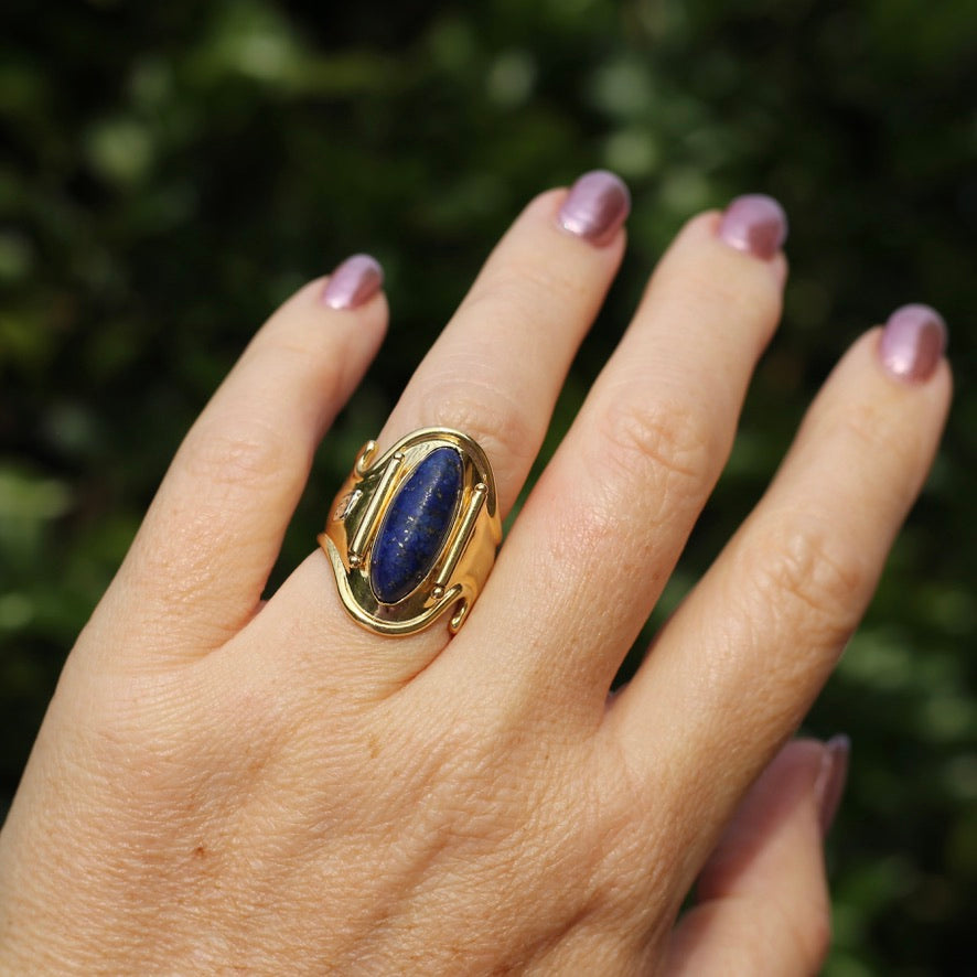 18ct Gold and Lapis Lazuli Cabochon Cuff Ring, size O but sizeable