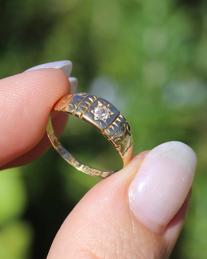 Antique 1898 Old Cut Diamond Star Set Carved Ring, 18ct Yellow Gold, size M1/2 or just under 6.5, 2.74g