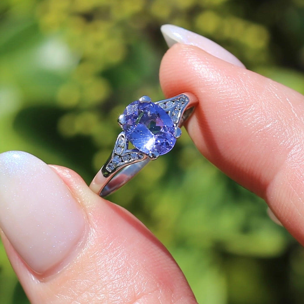 1.36ct Oval Natural Tanzanite and Diamond Split Shoulders, 9ct White Gold, size N1/2 or 7