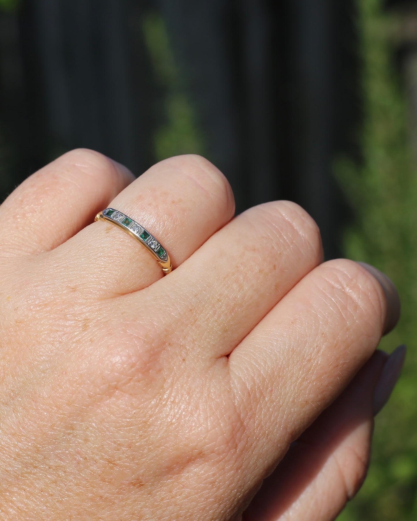 Circa 1930s Natural Emerald & Single Cut Diamond 18ct & Platinum 7 Stone Stacker, size O or 7.25, 2.05g