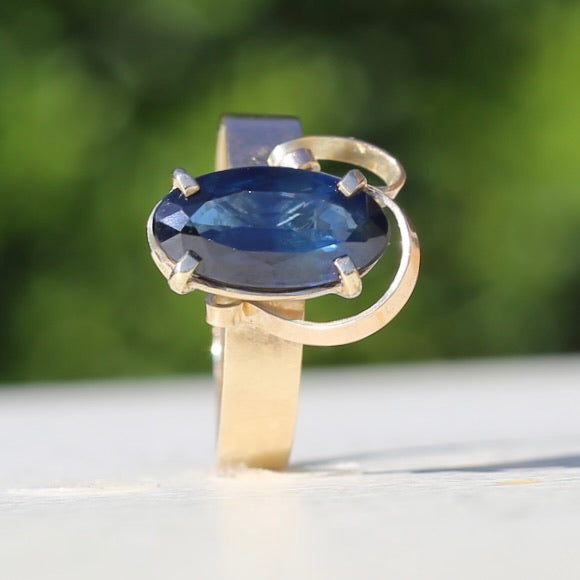 1980s 4ct Australian Parti Sapphire Retro Ring, 9ct Yellow Gold, size X or 11.5 (easily sizeable) with valuation