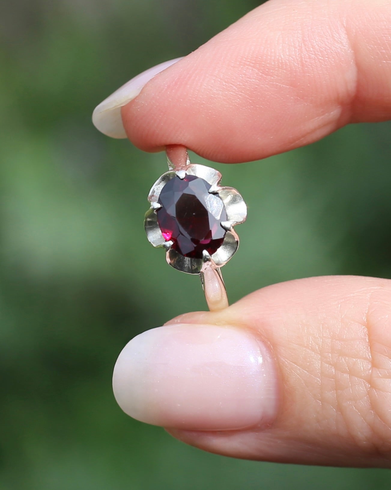 On HOLD Vintique Rhodolite Garnet Belcher Ring, Sterling Silver, size O1/2 or 7.5, 2.44g