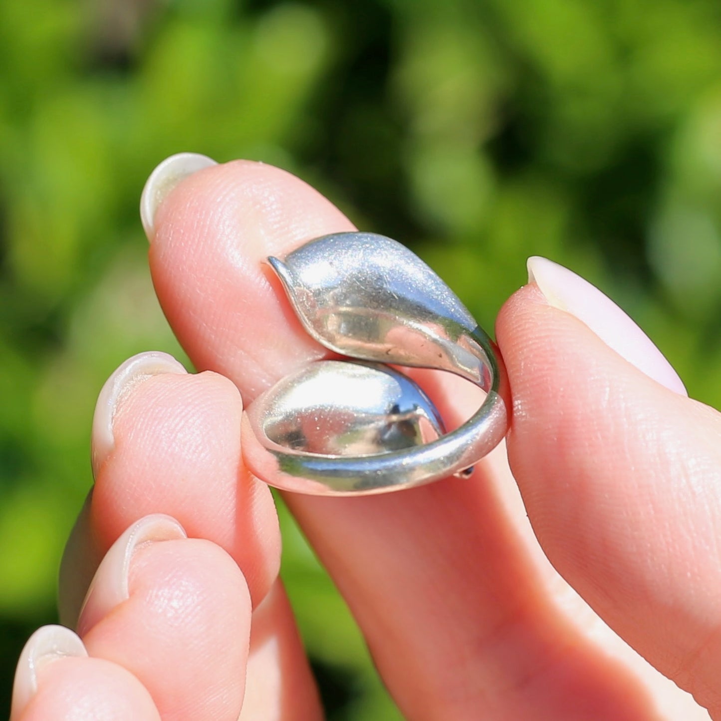 Two leaf Silver Ring, Sterling Silver, sizeable