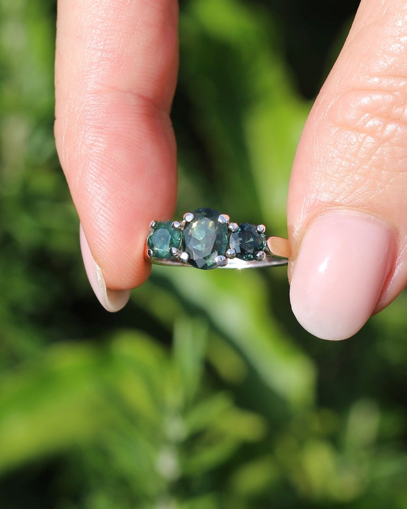 2.38ct Australian Sapphire Trilogy, Sterling Silver, size N1/2 or 7, 3.6g