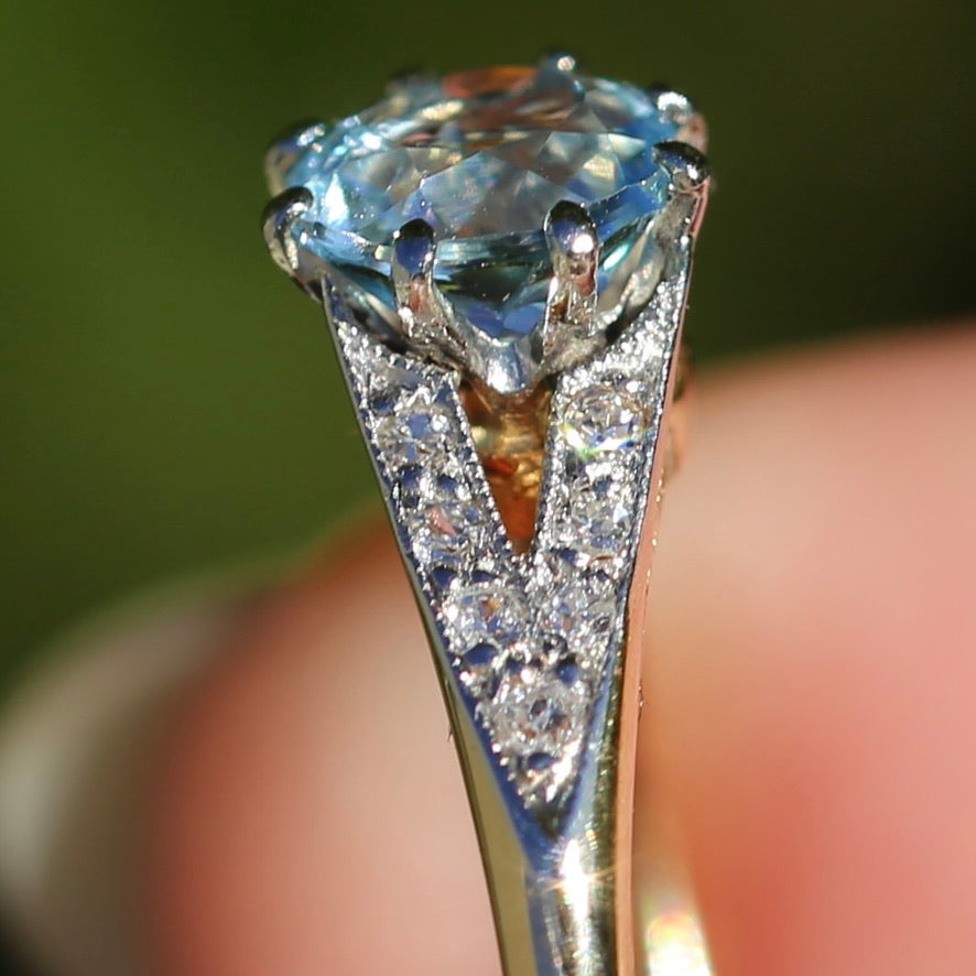 Pristine Early Australian 1930s Dunklings Blue Zircon & Diamond RIng, size L or just over 5.5