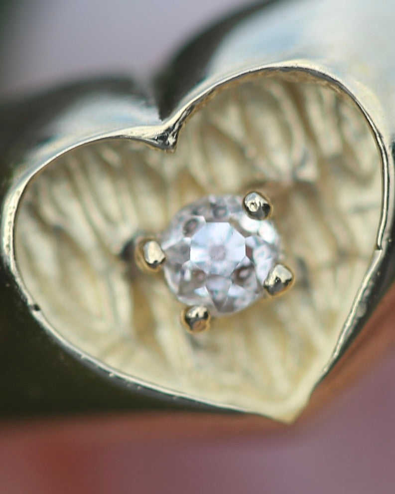 ON HOLD 1979 London Made Old Cut Diamond Heart Signet Ring, 9ct Yellow Gold, size J1/2 or 5, 2.48g