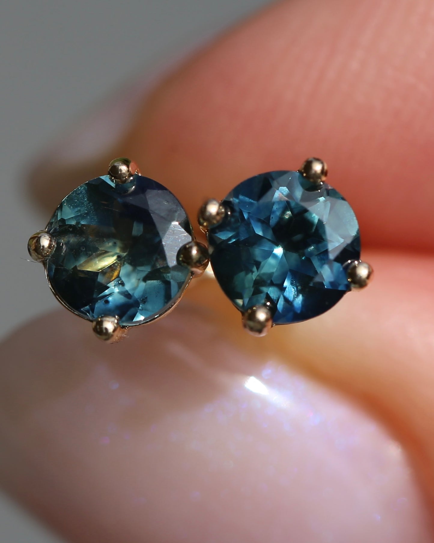 1.2ct Parti Sapphire Studs, 9ct Yellow Gold, 0.76g