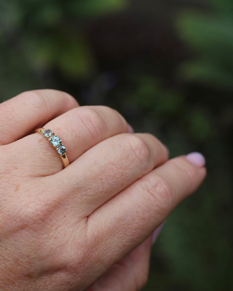 Natural Turquoise-Meets-Sage-Green Parti Trilogy, Claw Set 9ct Yellow Gold, size O1/2 or just over 7.25, 2.16g