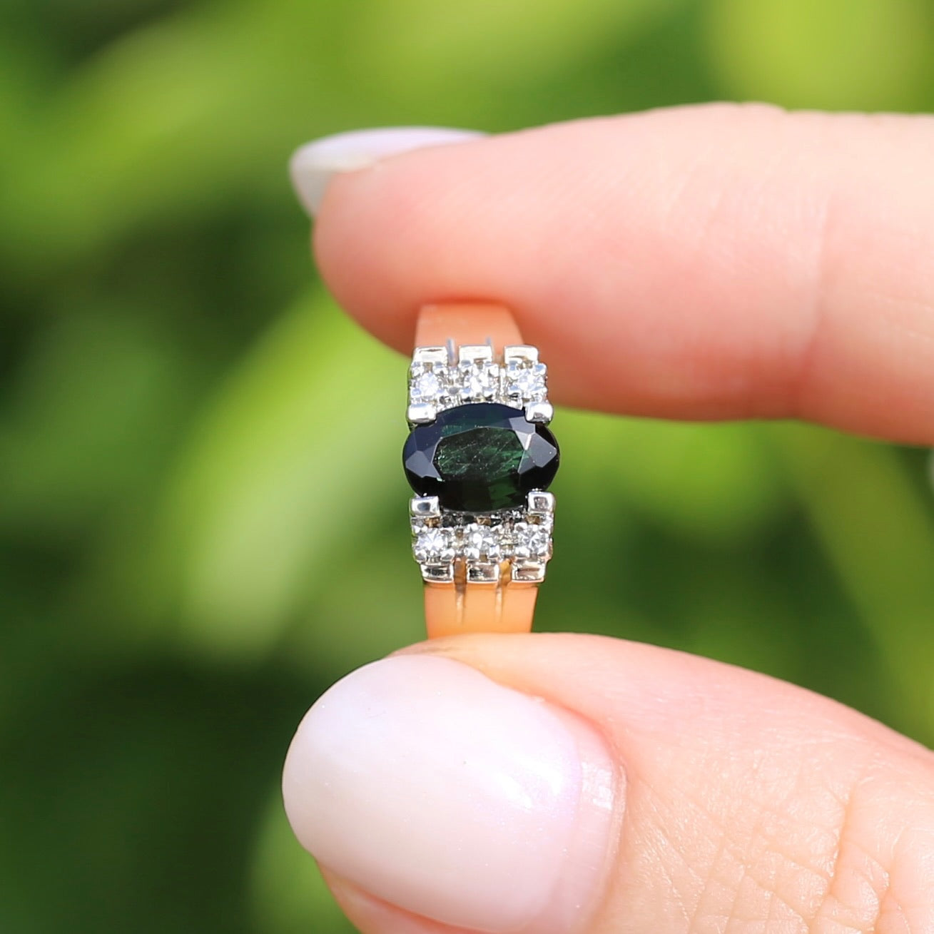 0.95ct Green Tourmaline and Diamond High Set Ring, 9ct White and Yellow Gold, size O or just over 7