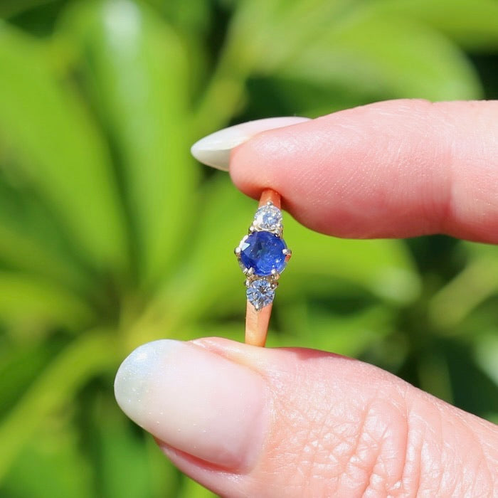 Bright Blue Natural Sapphire and Diamond Trilogy Ring, 18ct Yellow Gold, size K or 5.5