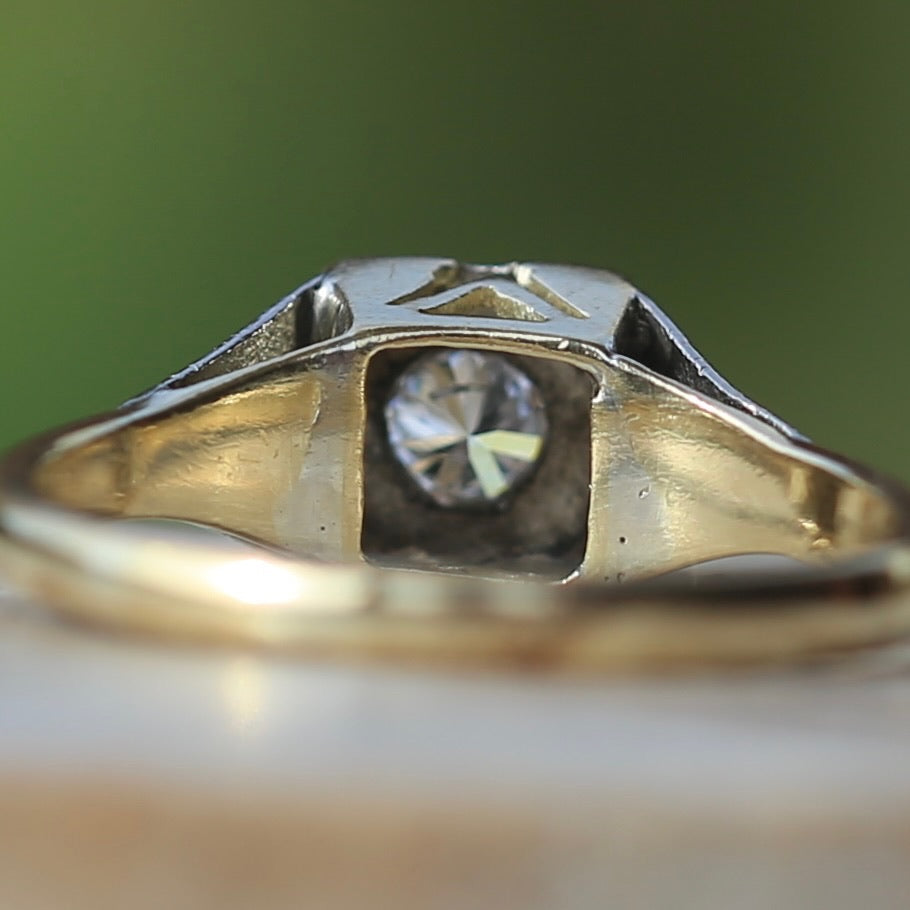 1930s Art Deco Inspired Platinum and 18ct Gold Solitaire Ring, size N or almost 6.75