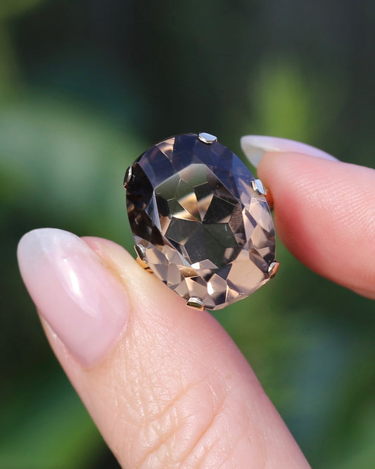 Vintage 1966 Oval Smoky Quartz Hand Carved Ring, 9ct Yellow Gold, size Q1/2 or 8.25, 8.65g