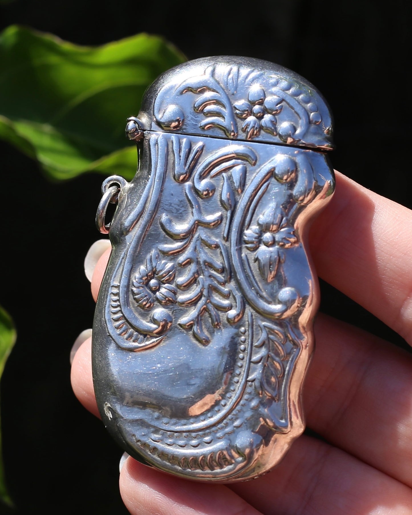Art Nouveau Inspired Floral Repousse Vesta Case, Sterling Silver, 30.6g