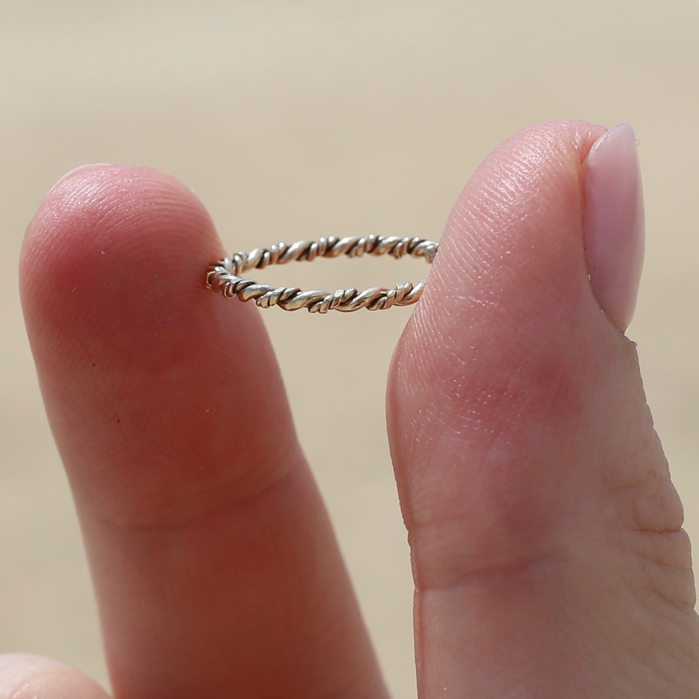 Textured twisted band, 9ct yellow gold, size 4.5 or I1/2