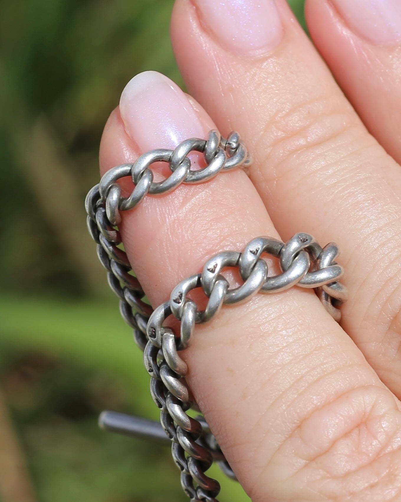 Single Graduated British Made Curb Watch Chain with T-bar and Single Albert Clasp, 19.1g, 26.5cm or 10.5 inches