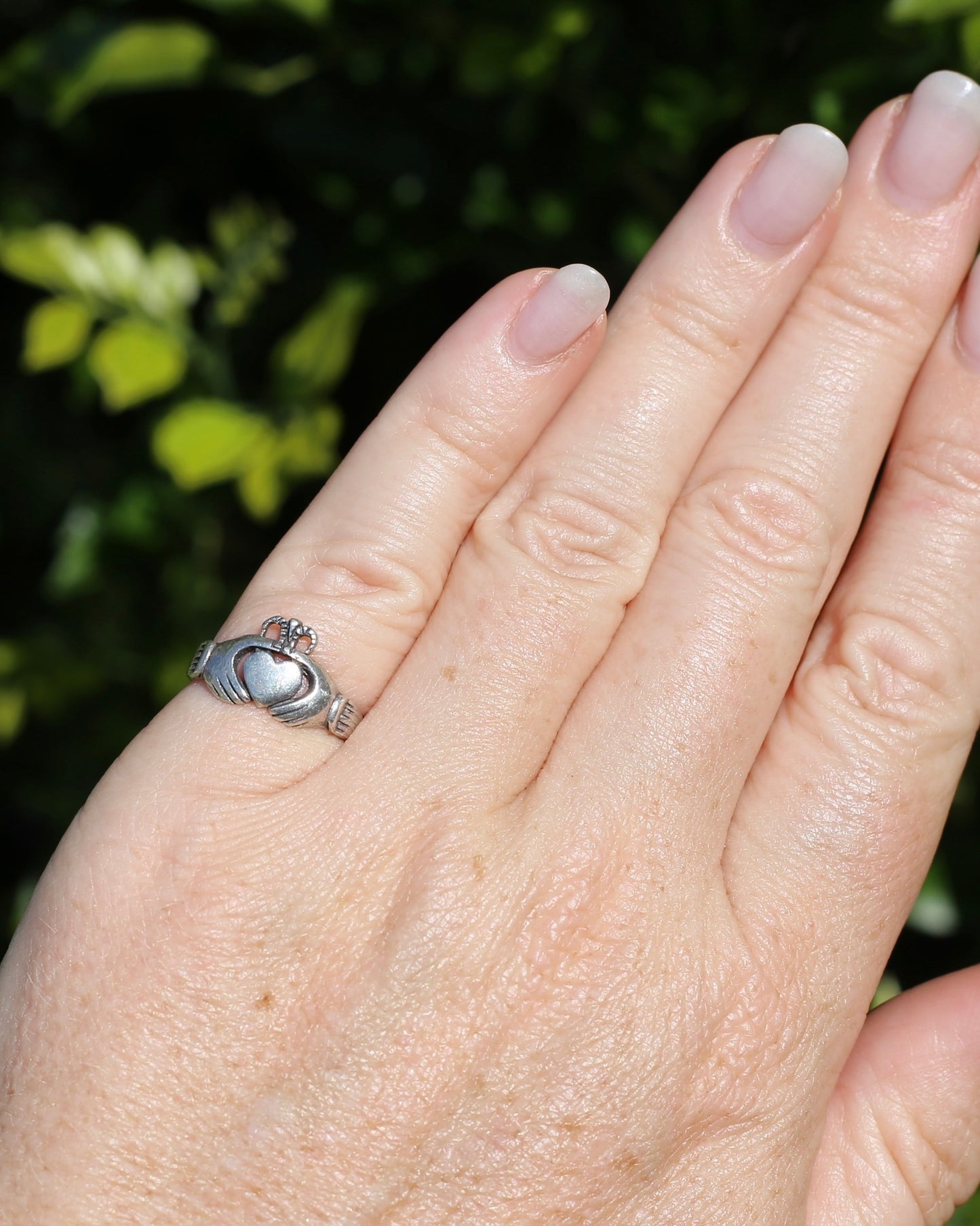 Irish Silver Claddagh Ring, 2.0g, size L or 5.75