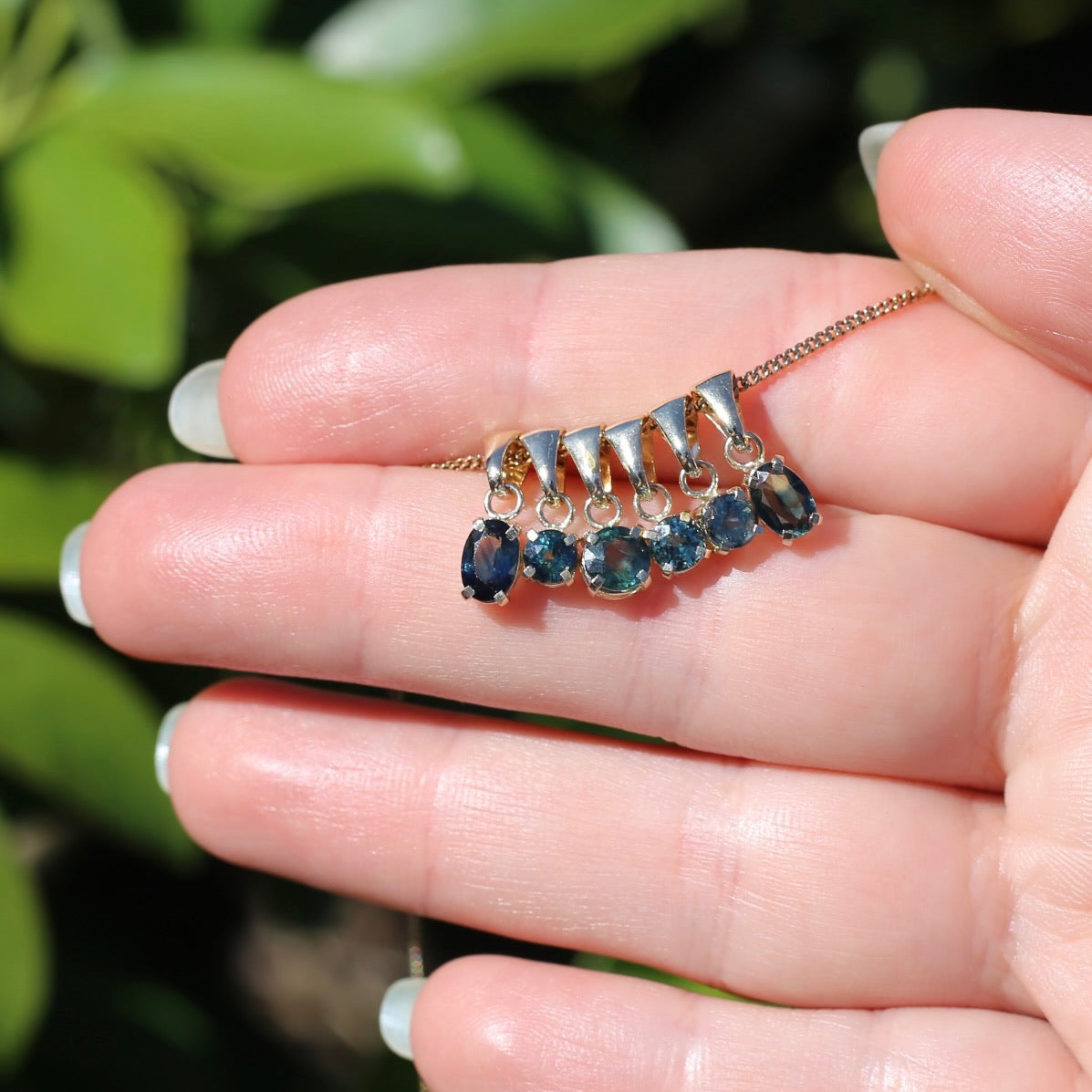 Parti pendants, 4 claw, 9ct yellow gold