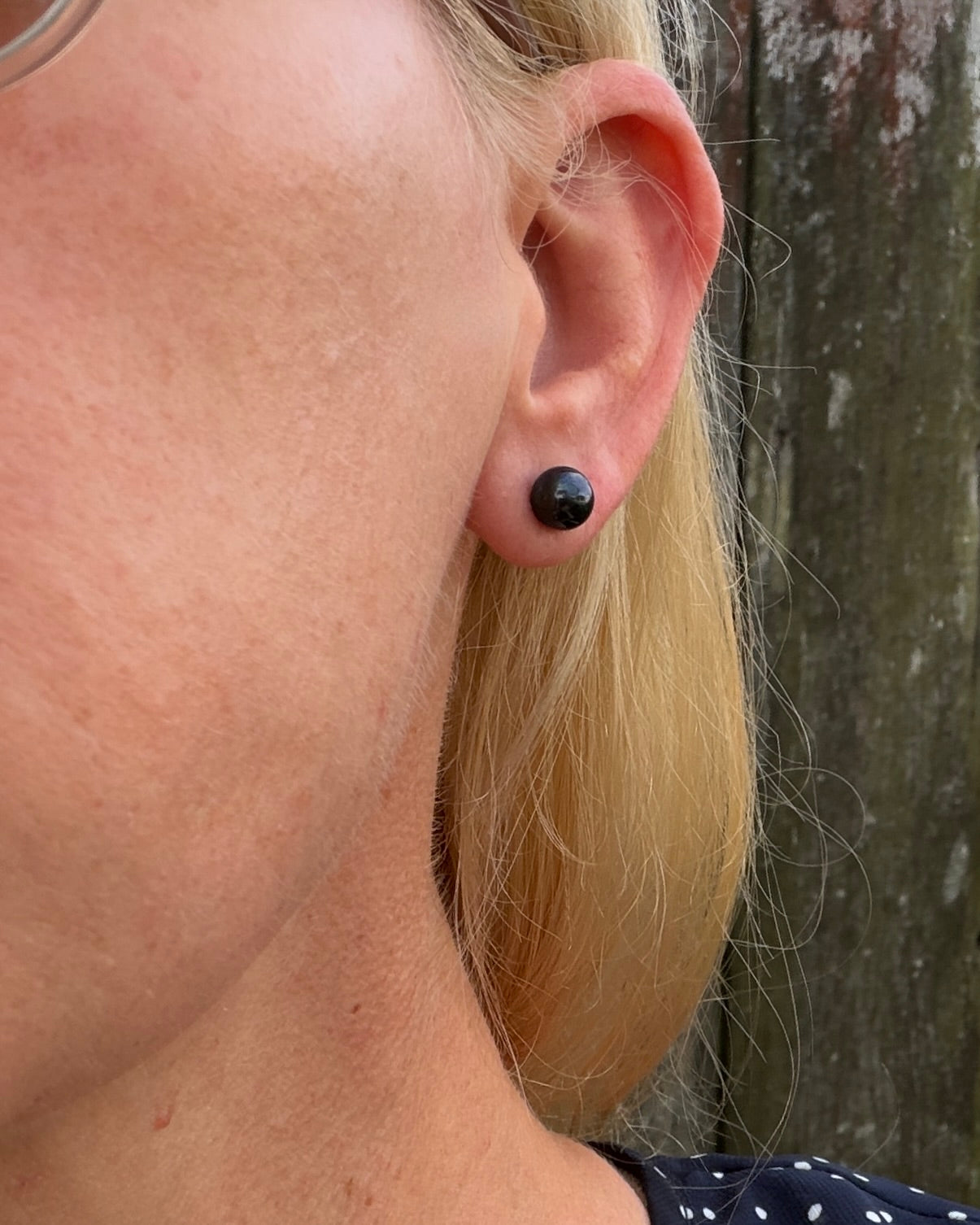 7mm Dyed Freshwater Pearl Studs, 14ct Yellow Gold, 1.38g