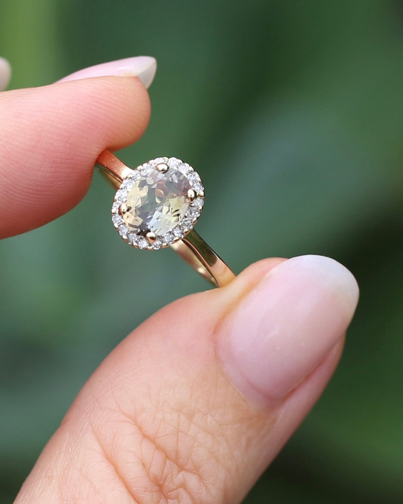 1.2ct Unheated Natural Golden Tanzanite in Diamond Halo, 10ct Yellow Gold, size O1/2 or just over 7.25, 3.0g