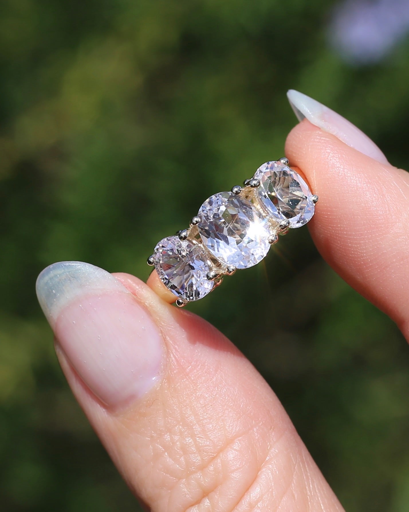 Oval Trilogy Rock Crystal Ring, 9ct Yellow Gold, size Q1/2 or 8.5, 5.59g