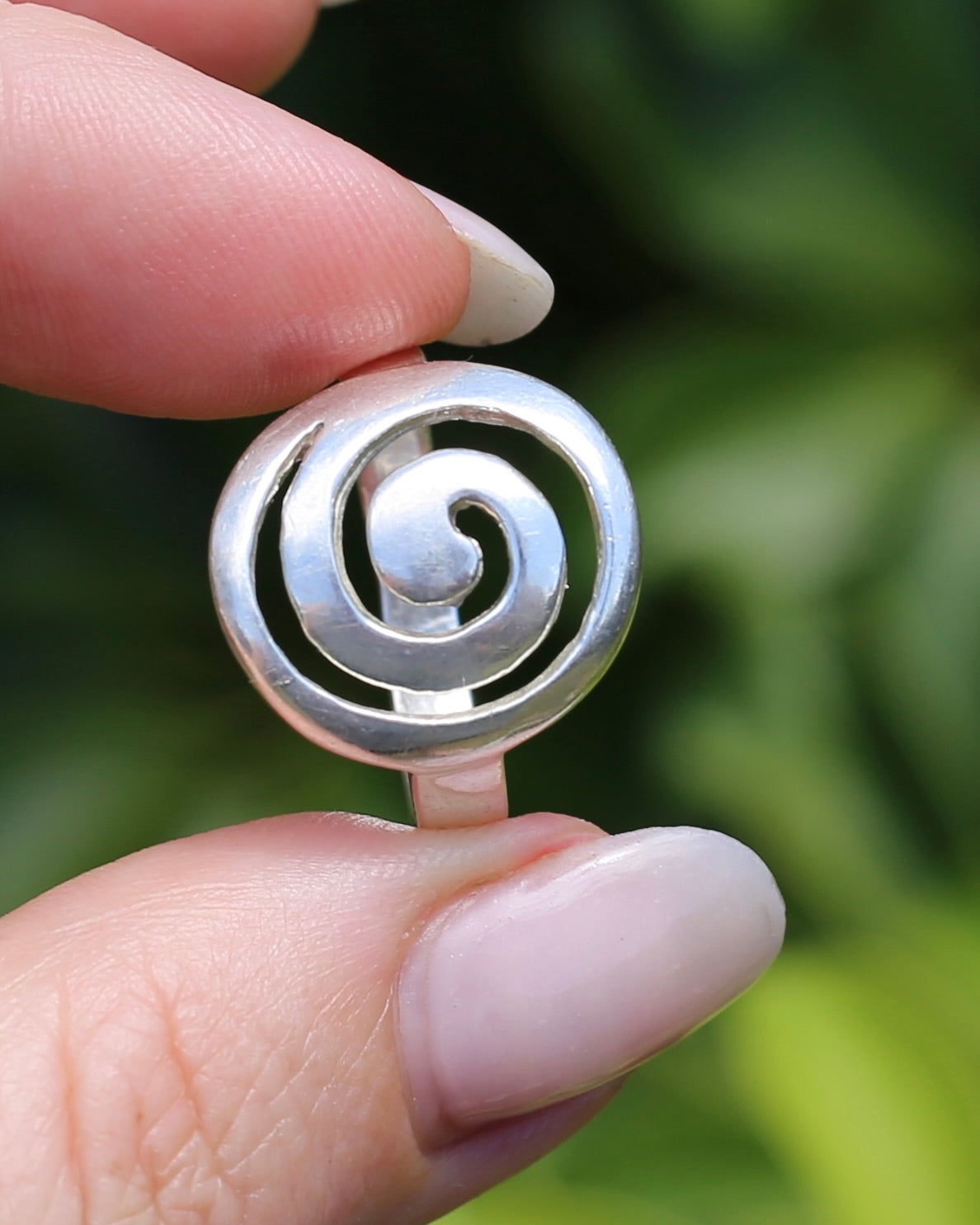 Silver Swirl Ring, Sterling Silver, size R1/2 or nearly 9, 6.6g