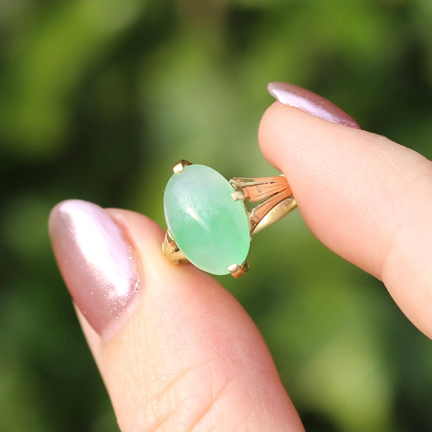 Apple Green Oval Jade Cabochon, 14ct Yellow Gold Claws with Fab Shoulders, size 5.5 or K1/2