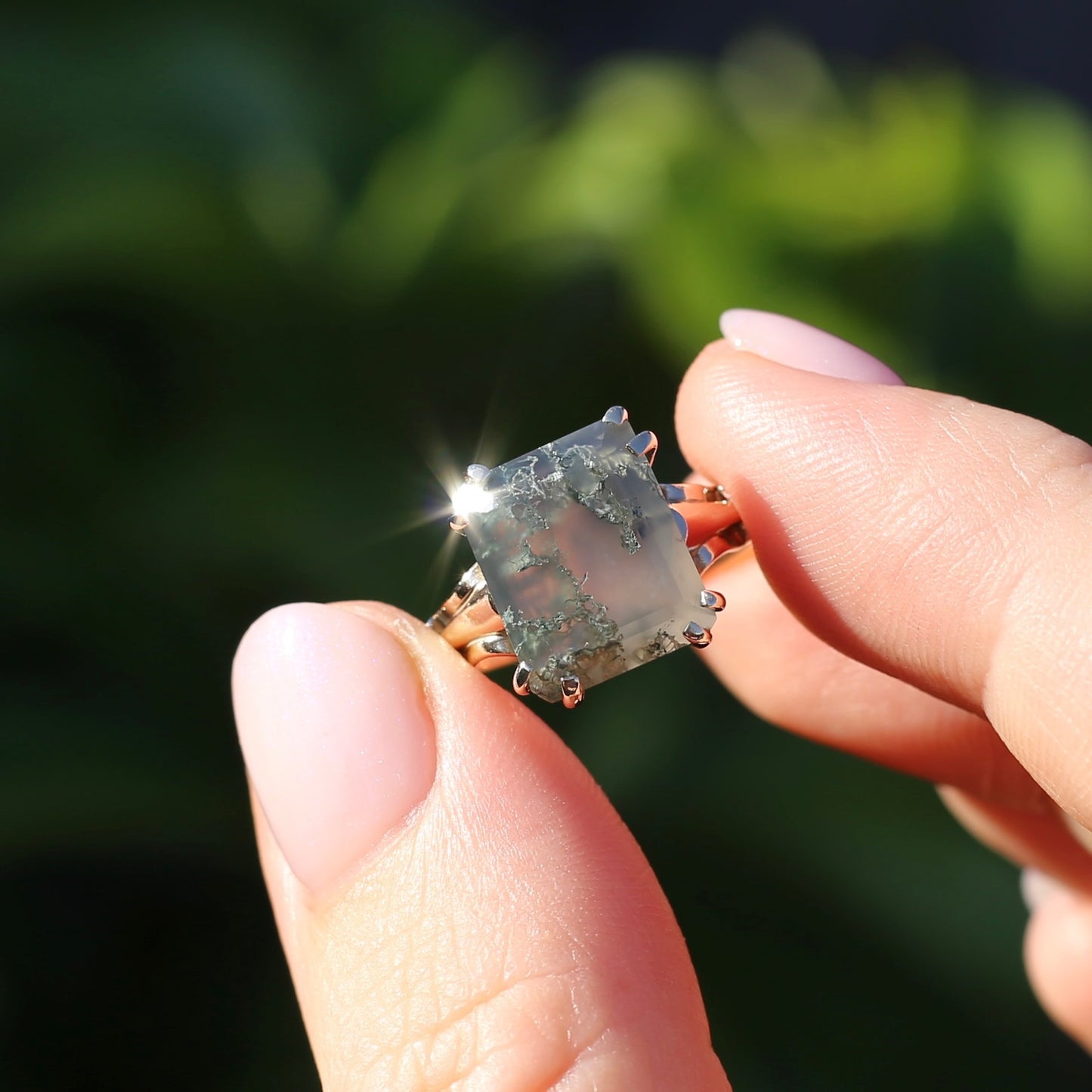 4.95ct Emerald Cut Moss Agate Ring with Fabulous Double Claws, 9ct Older Rosey Gold, size N1/2 or 6.75