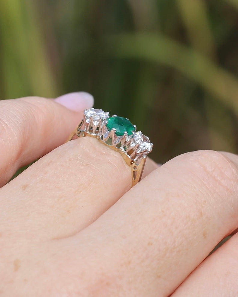 1988 Made Green and White Stone Trilogy, 9ct Yellow and White Gold, size L or 5.75, 2.23g