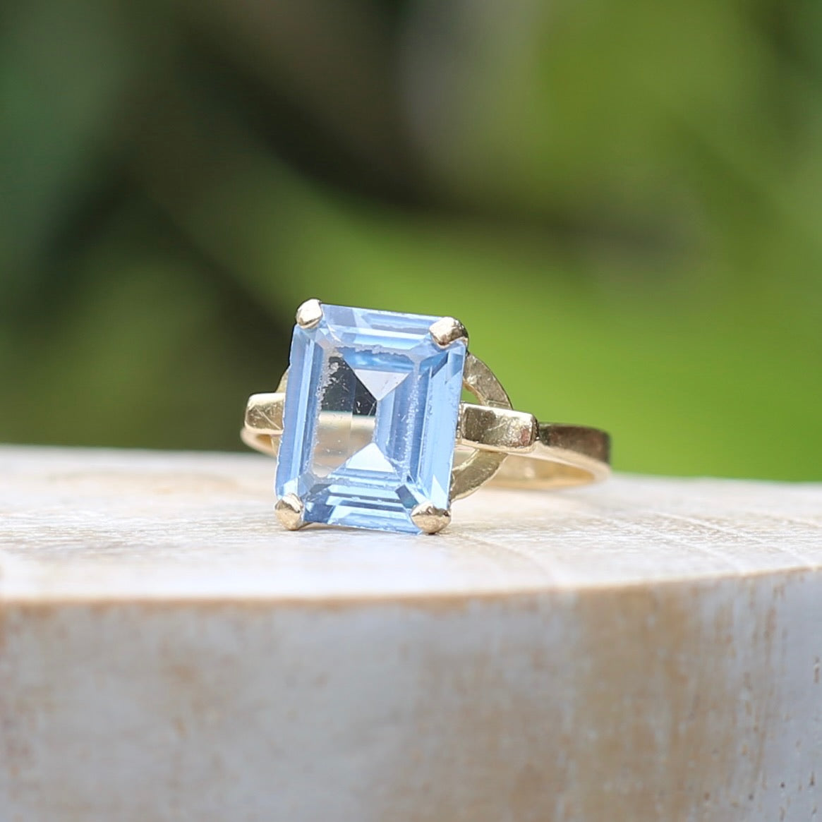 Emerald Cut Synthetic Blue Spinel in Gorgeous Art Deco Setting, 14ct Yellow Gold, size O or 7.25