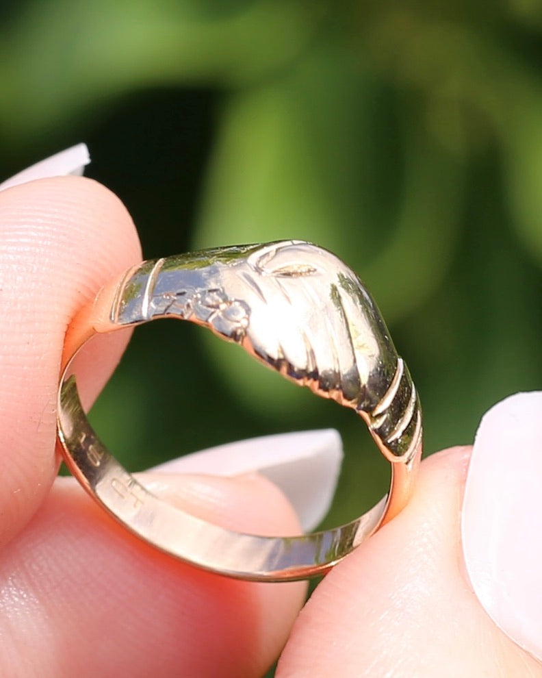 Vintique 15ct Fede Ring, 15ct Yellow Gold, size 7.5 or just over O1/2, 4.24g