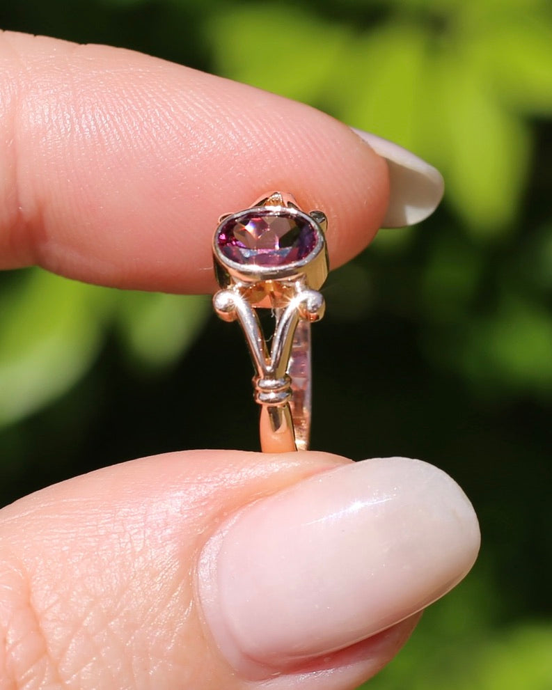 1996 Australian Made Bezel Set Rhodolite Garnet, 9ct Rose Gold, size O or just over 7, 2.60g