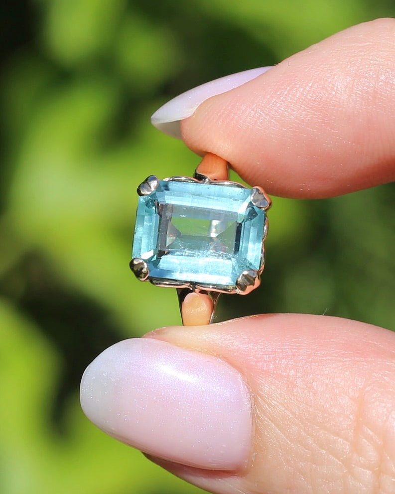 Second Glance - Natural 4.3ct Emerald Cut Aquamarine in Vintage 1963 London Made Ring, 9ct Yellow Gold, size K1/2 or 5.5, 3.04g