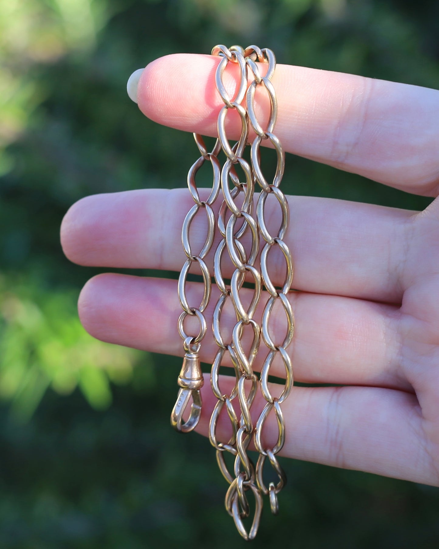 Old Rosey Gold Wide Oval Hallmark Linked Chain with Single Albert Clasp, 20.25g, 16 Inches or 41cm