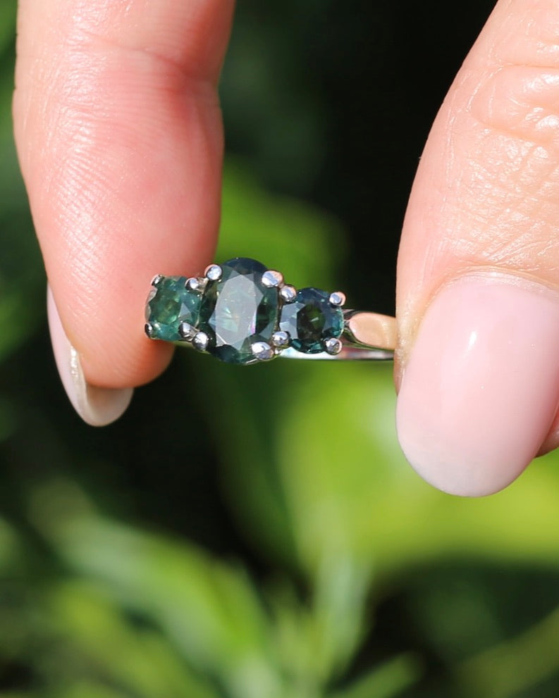 2.38ct Australian Sapphire Trilogy, Sterling Silver, size N1/2 or 7, 3.6g