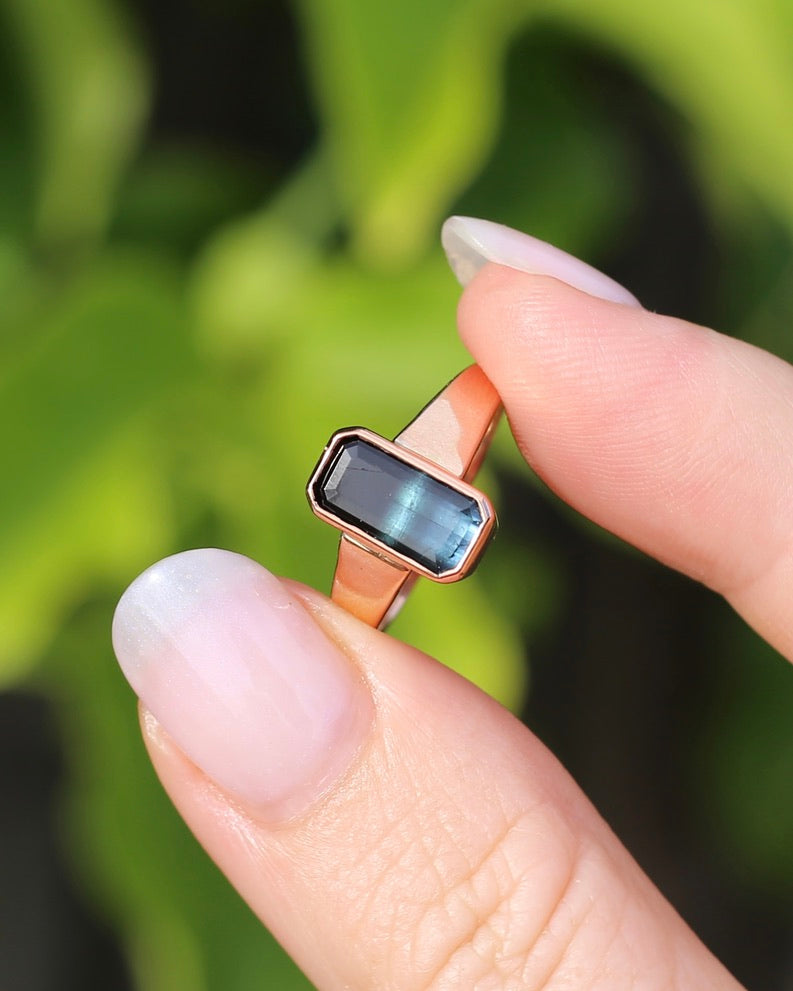 Bezel Set Bi-colour Tourmaline in Rose Gold, 9ct Rose Gold, size P or 7.75, 4.35g