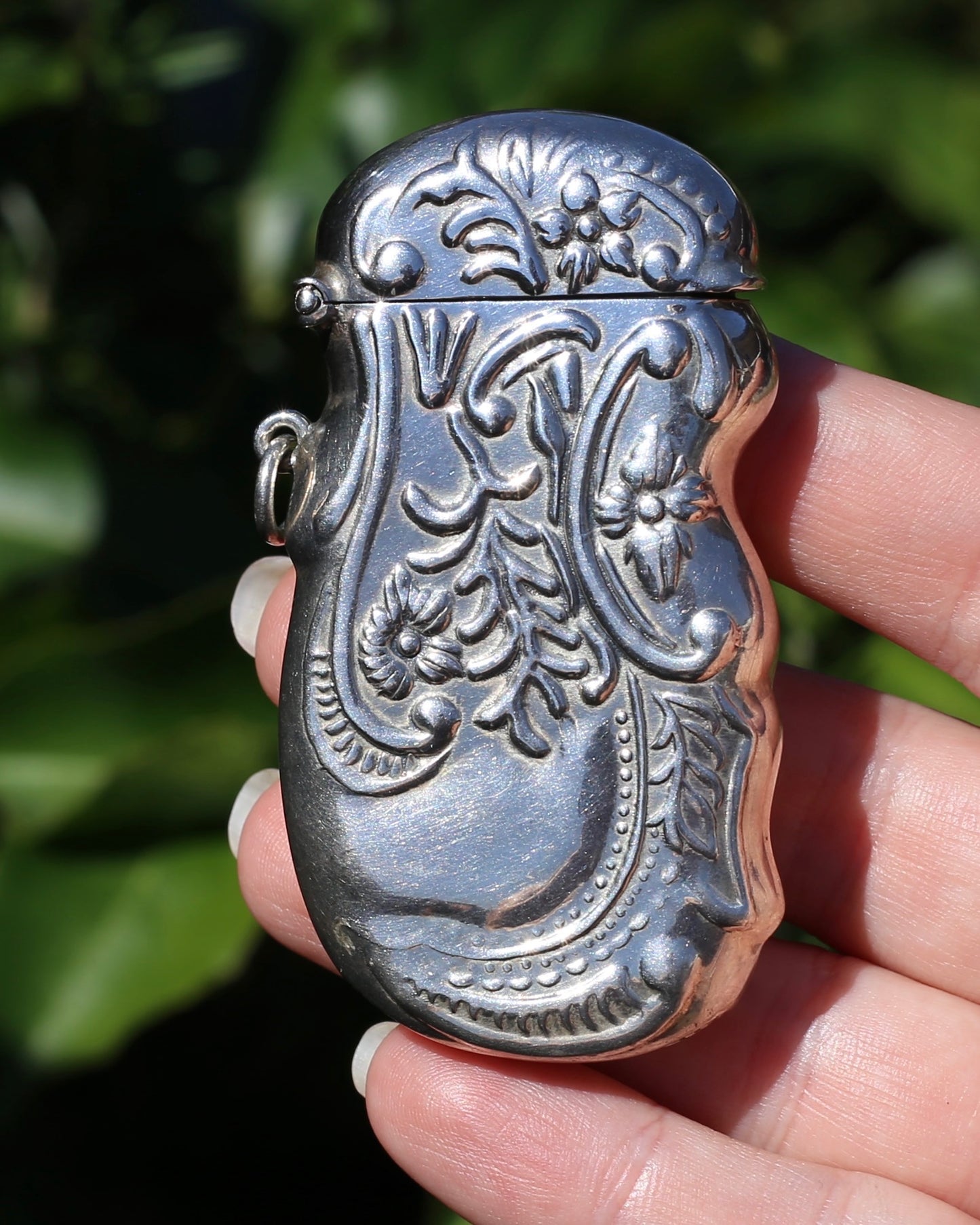 Art Nouveau Inspired Floral Repousse Vesta Case, Sterling Silver, 30.6g