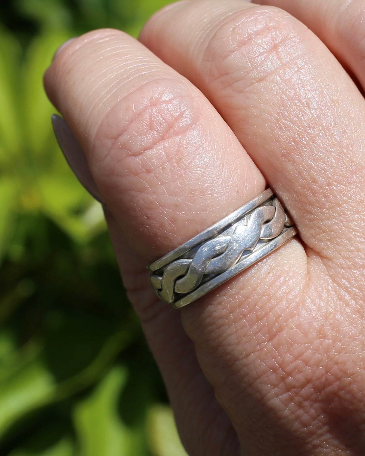 Silver Spinner Ring, Sterling Silver, size U1/2 or 10.25 (fits likely a size smaller), 6.7g