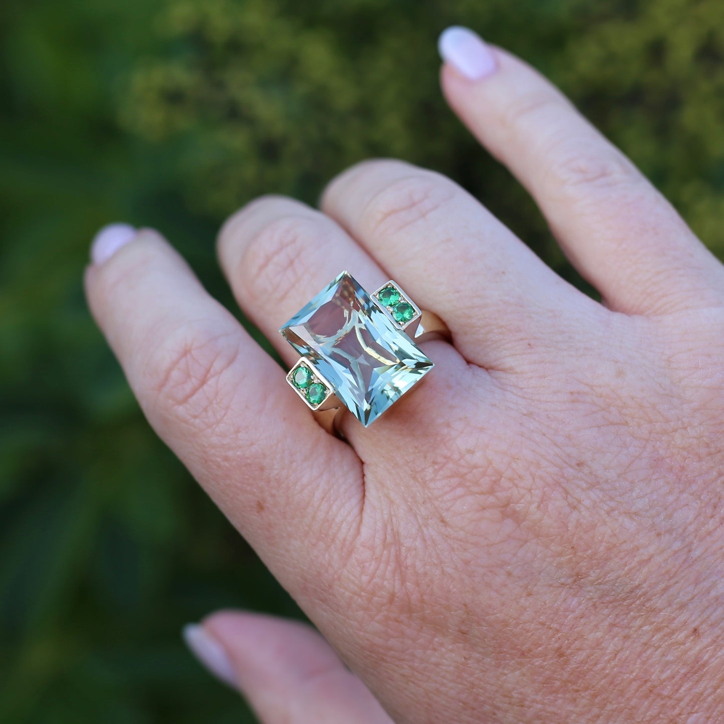 Vintage 15ct Prasiolite Green Quartz and Chrome Diopside Cocktail Ring, size U or 10