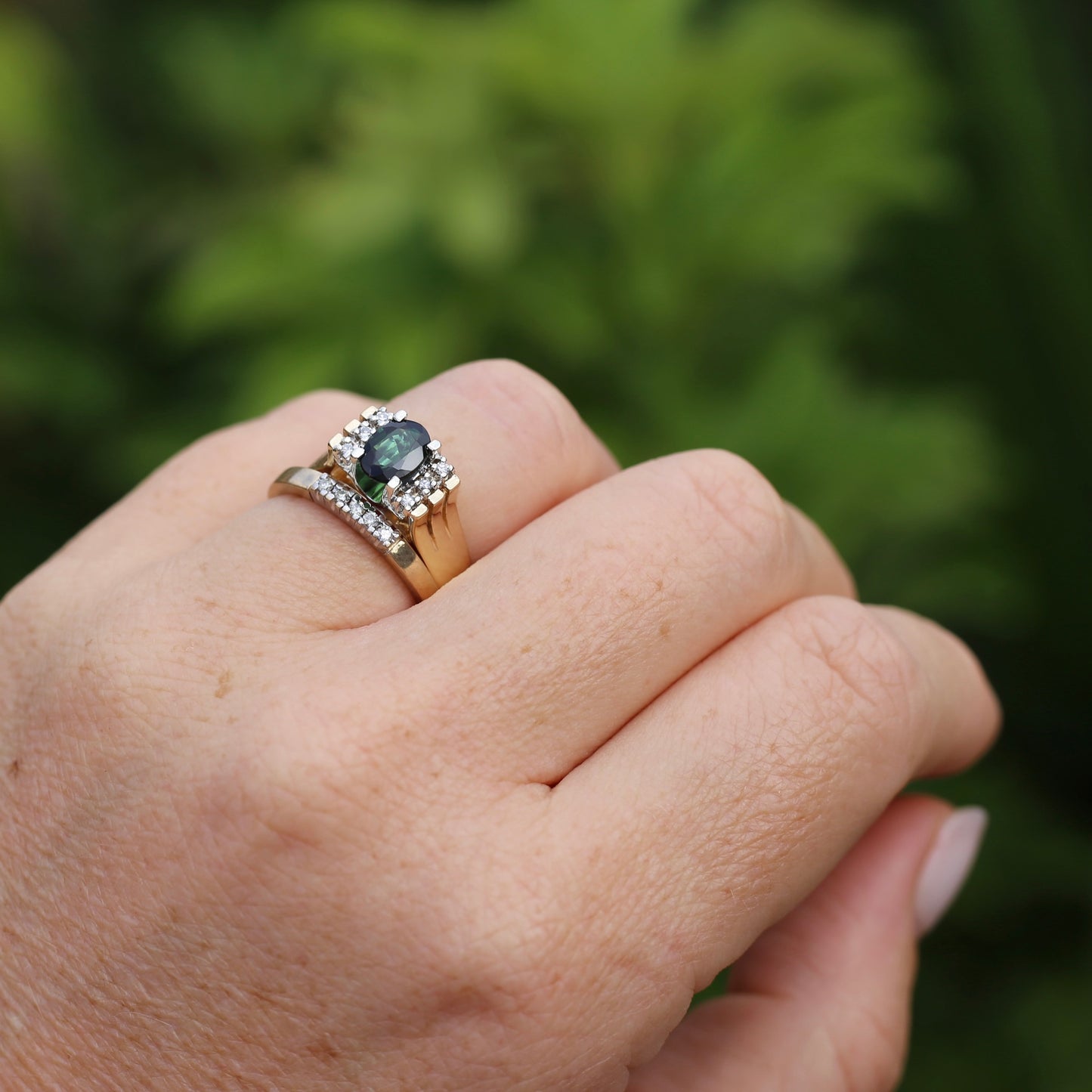 0.95ct Green Tourmaline and Diamond High Set Ring, 9ct White and Yellow Gold, size O or just over 7