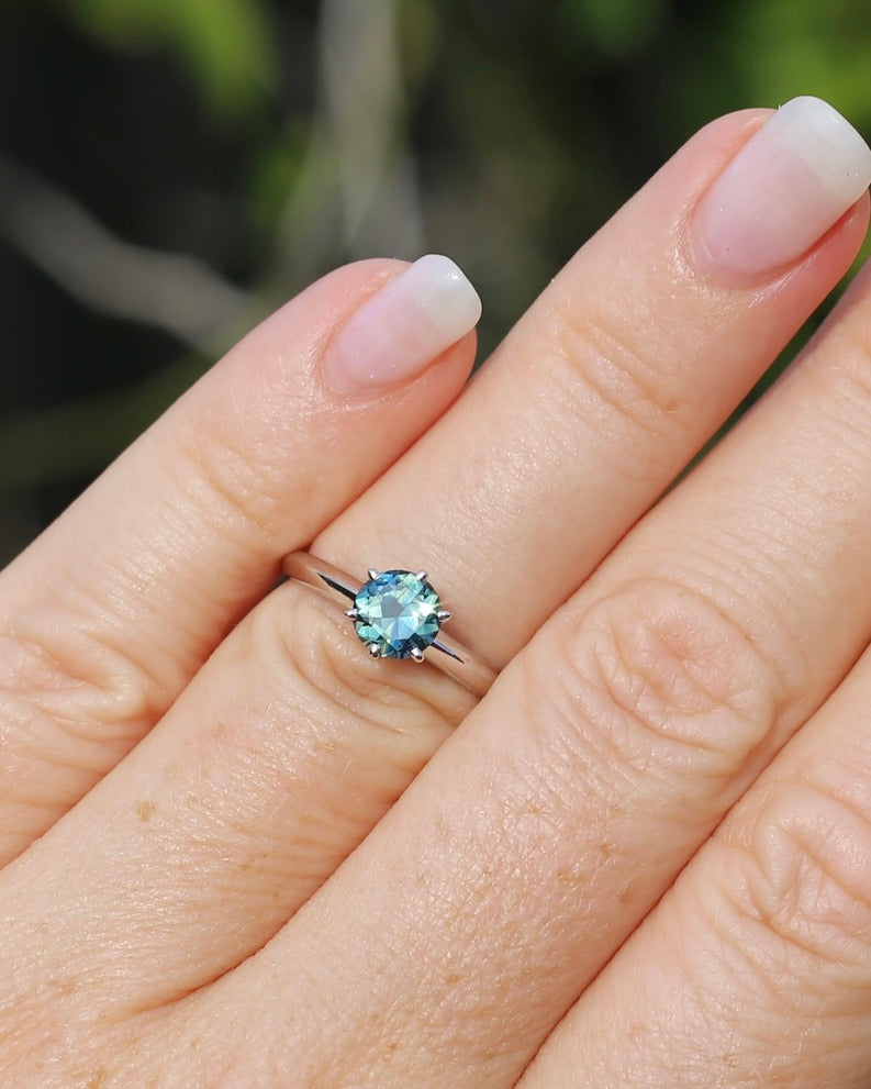 1.19ct Parti Sapphire Solitaire, 6 claw 14ct White Gold, size L1/2 or 6, 2.26g, with valuation