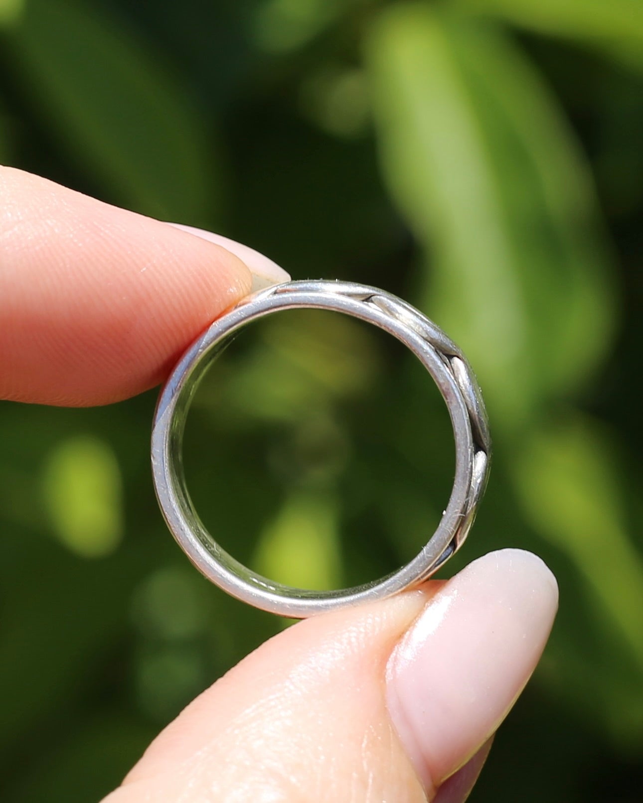 Silver Spinner Ring, Sterling Silver, size U1/2 or 10.25 (fits likely a size smaller), 6.7g