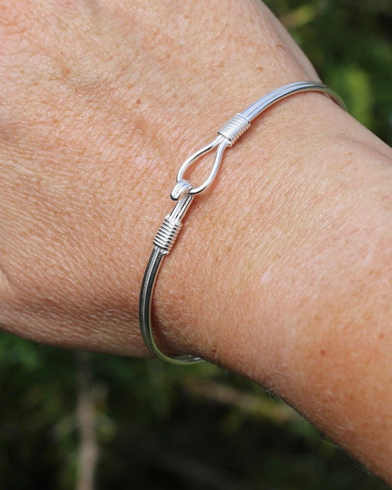 Silver Knot Link Double Wire Hook Bangle, Sterling Silver, 8.13g