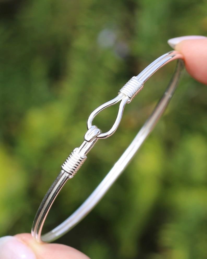 Silver Knot Link Double Wire Hook Bangle, Sterling Silver, 8.13g