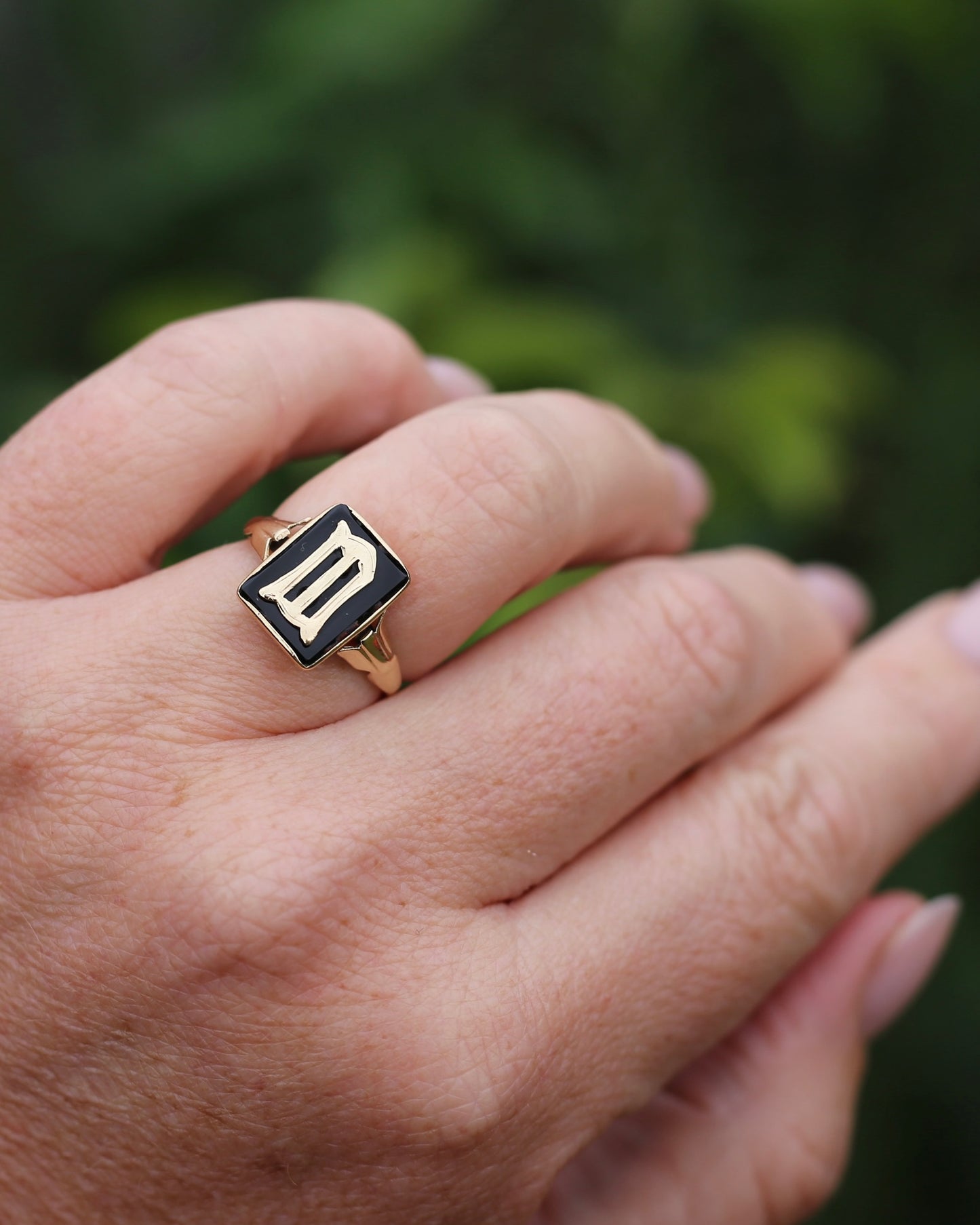"W/M" Vintage Onyx and 9ct Yellow Gold Signet Ring, 9ct Yellow Gold, size N or 6.75