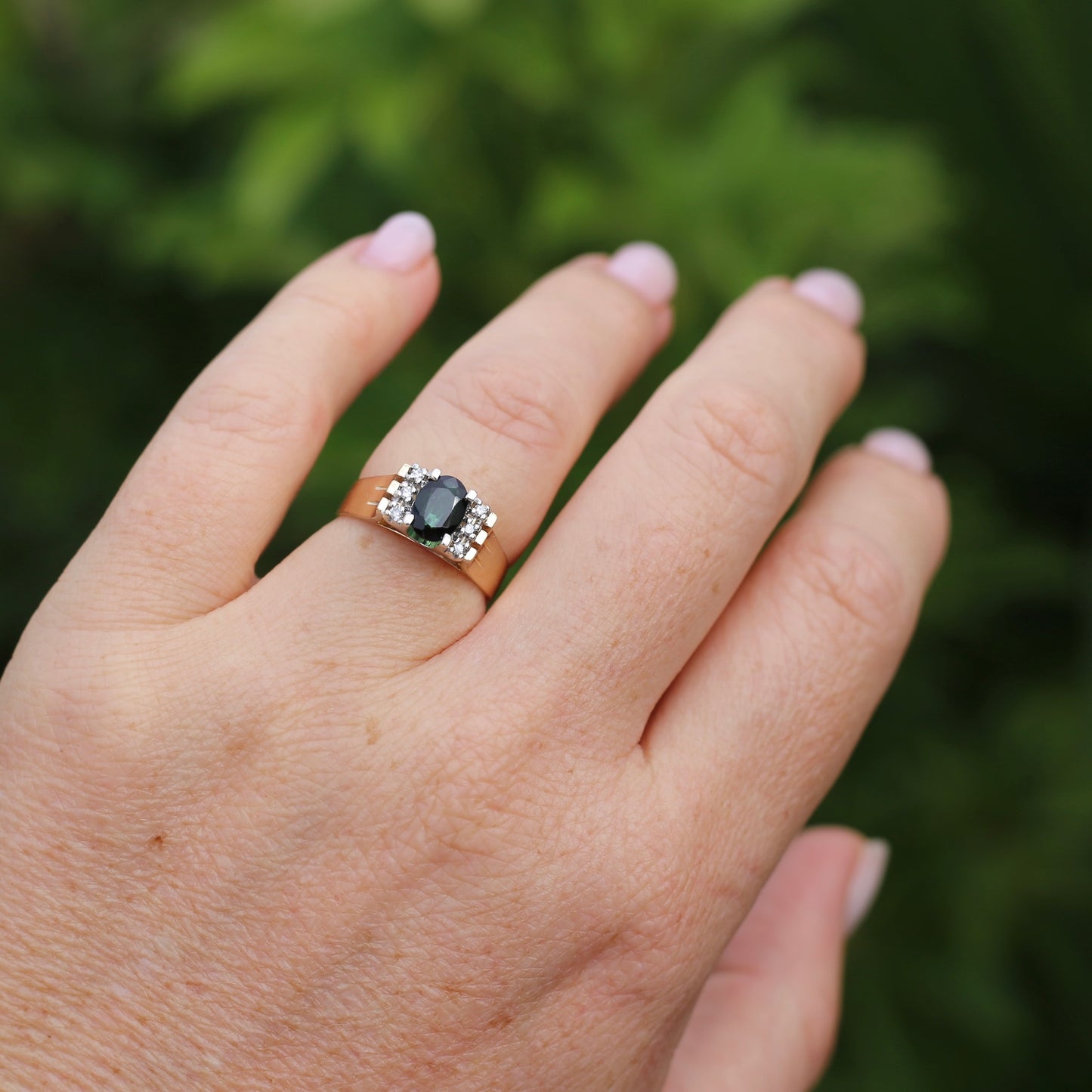 0.95ct Green Tourmaline and Diamond High Set Ring, 9ct White and Yellow Gold, size O or just over 7