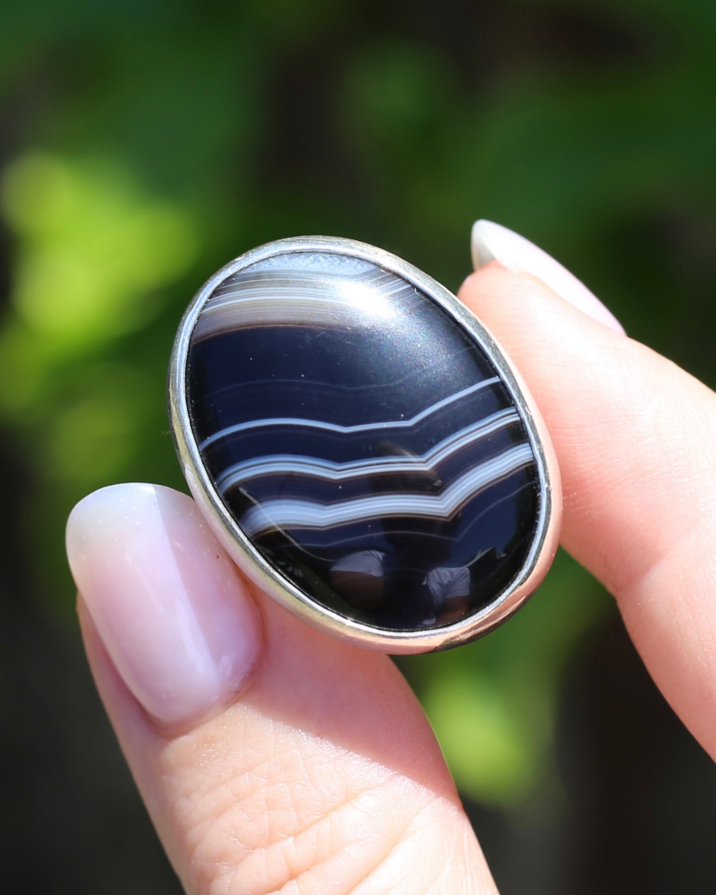 Chunky Bezel Set Natural Banded Agate Ring, Sterling Silver, size R or 8.5 (might feel half a size smaller), 19.7g