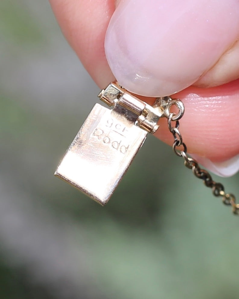 Vintage Australian Rodd and Co. Curb Bracelet with Safety Chain, 15.3g, 18.5cm or 7.25 inches