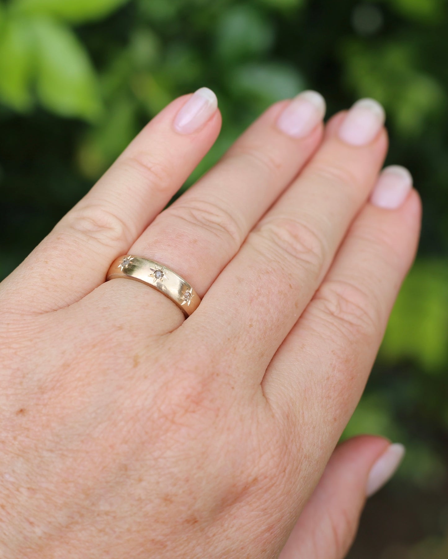 Reclaimed 9ct Yellow Gold Ring Star Set with 3 Rose Cut Diamonds, size O1/2 or 7.25 (fits about N1/2 or 7 due to width and chunk)