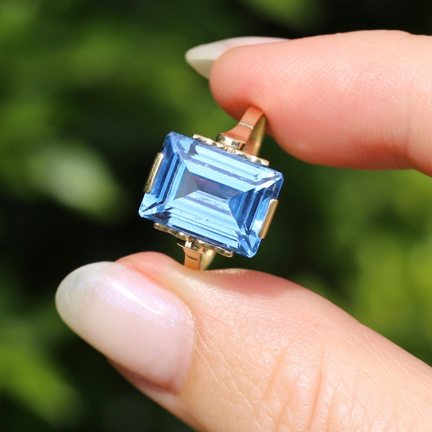 Pre 1953 Rectangular Step Cut Blue Dutch Spinel Ring, 14ct Yellow Gold, size S or 9